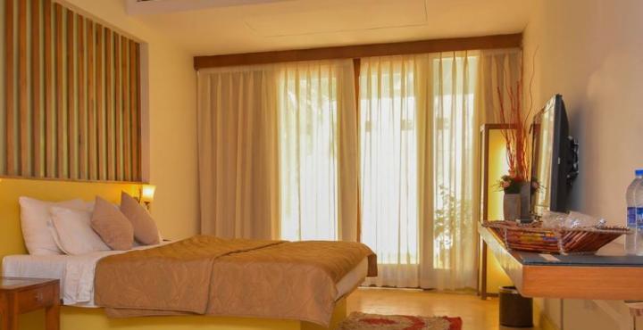 Hotel The Clematis Candolim Exterior foto
