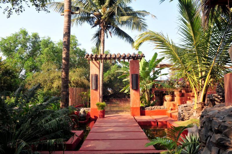 Hotel The Clematis Candolim Exterior foto