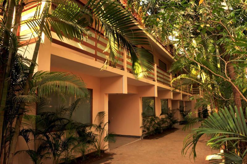 Hotel The Clematis Candolim Exterior foto